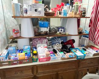 BATHROOM & HOME HEALTH ITEMS