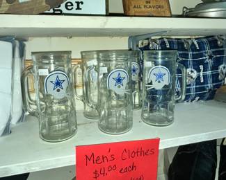 DALLAS COWBOYS ITEMS