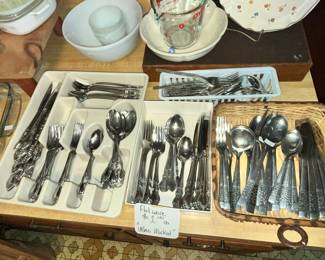 FLATWARE