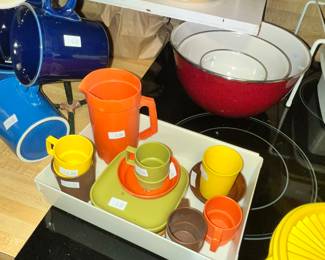 VINTAGE KIDS TUPPERWARE TOYS