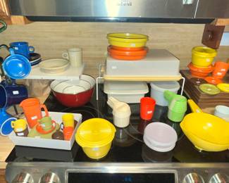VINTAGE TUPPERWARE