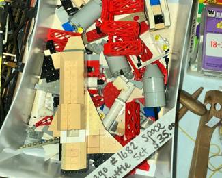 VINTAGE LEGO SPACE SHUTTLE SET