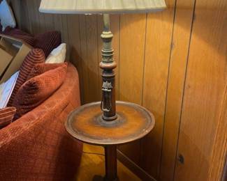 Unique lamp table