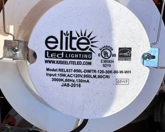 A quantity of 7 in the box