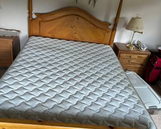 Full-Queen Bed