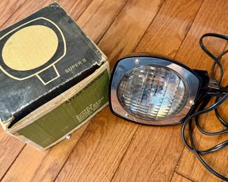 Atlas Warner Super 8 Sealed Beam Movie Light