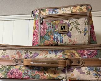 Vintage Leisure Floral Luggage