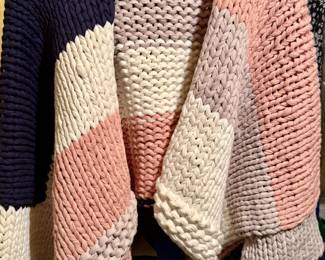 Bearaby Sweater