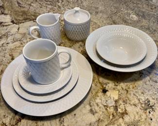 Oneida "Wicker' Pattern Stoneware