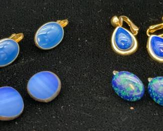 14K Peter Brams Design Screw On Earrings W/ 3 Other Pairs Of Blue Costume Clip On Earrings See 