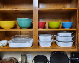 Pyrex Nesting Bowls