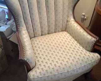 Dining room chair