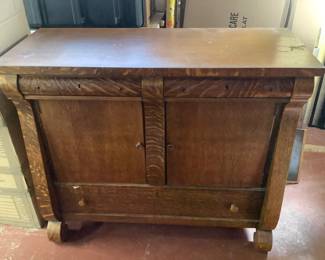 Oak cabinet with mirror