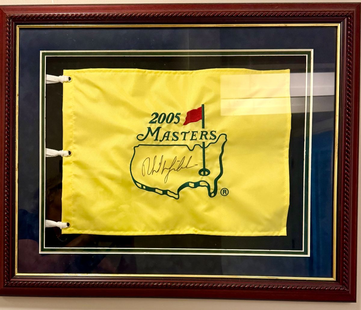 2005 autographed masters flag