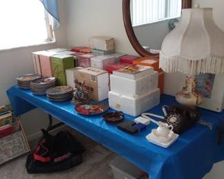 More Avon collectibles 