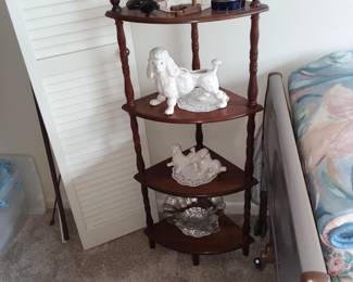 Corner cabinet 
