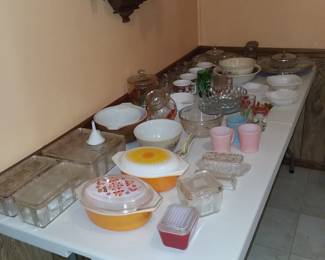 Vintage dishes 