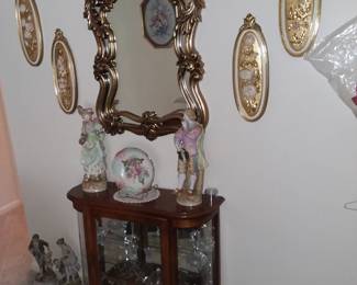 Entryway treasures 