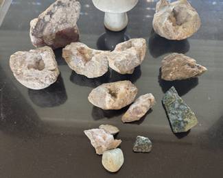 Quartz rocks