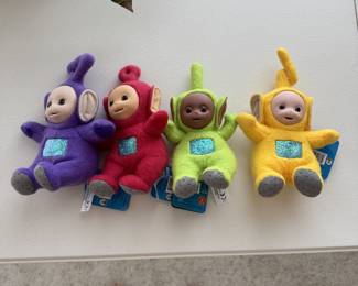 Set of 4 Teletubbies