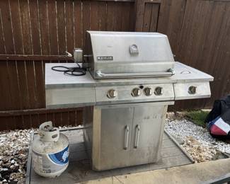Grill and Propane tanks (2 tanks)