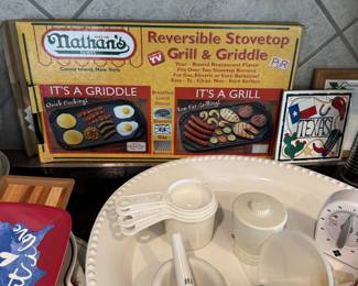 Vintage boxed kitchen items