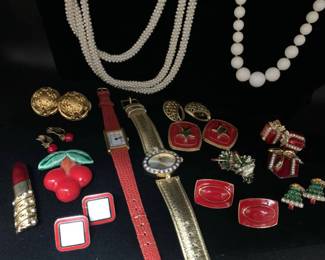 CT657Festive Costume Jewelry