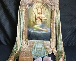 PR196Goddess shrine