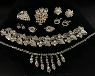CT686Vintage Sparkle Costume Jewelry