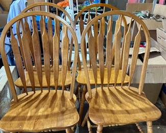 Four dining chairs, part of the dining set already pictured