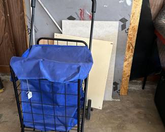 Heavy duty rolling shopping cart