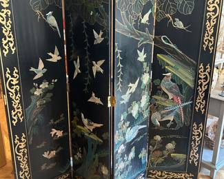 Gorgeous 4 panel room divider/partition with applied inlays….birds are attached & brass pieces. It’s very heavy