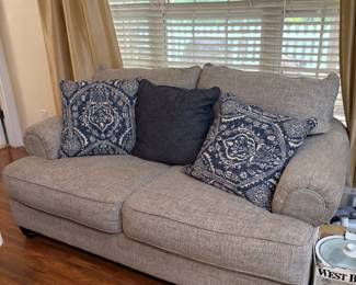Loveseat Great Condition