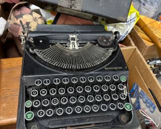 005 Remington Model 2 Typewriter