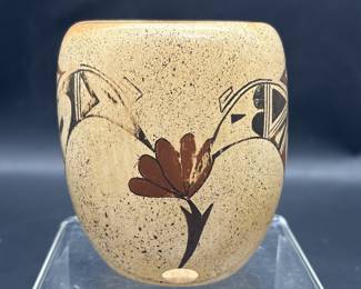 Signed Southwestern Hopi Pottery Vase