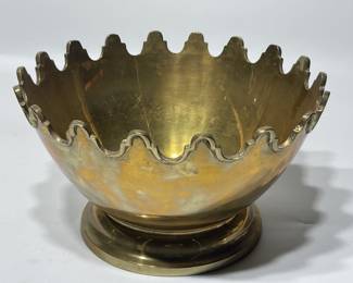 Vintage Brass Centerpiece Bowl with Scalloped