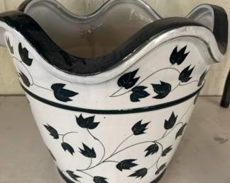 Glazed Black-And-White Large Planter with Leaf