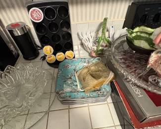 KEURIG Dishes Kitchen Misc