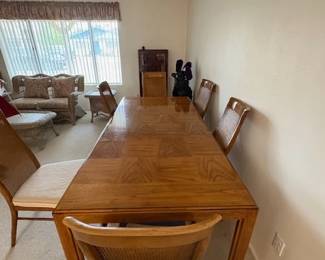 Drexel Heritage Dining Table w/ 6 chairs 80" x 36" with 20" leaf included in size
