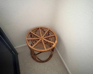 SMALL SIDE TABLE