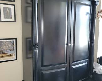Armoire