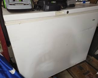 Chest freezer