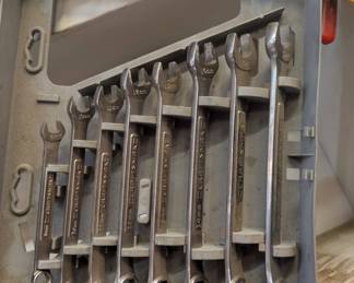 Craftsman metric wrench set