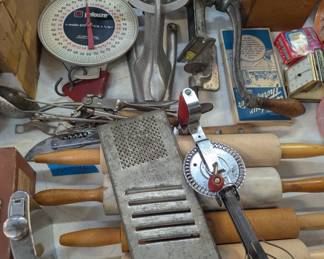 Vintage and antique kitchenalia 