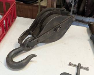 Large antique pulley, part of the online auction