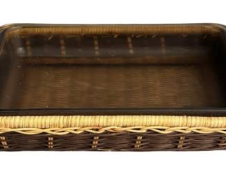 Amber Casserole Dish Wicker Holder