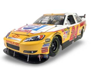 Signed Jeff Gordon 1:24 Nascar DuPont Die Cast
