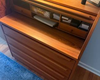 Mcm secretary desk
