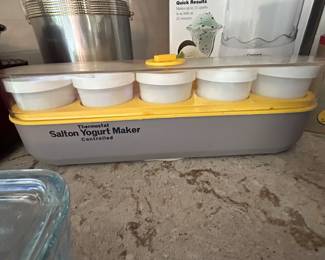 vintage Salton Yogurt Maker
