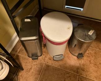 Laundry room - small wastebaskets 